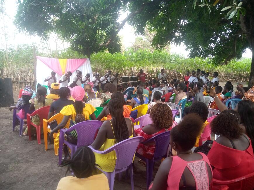 Outdoor worship